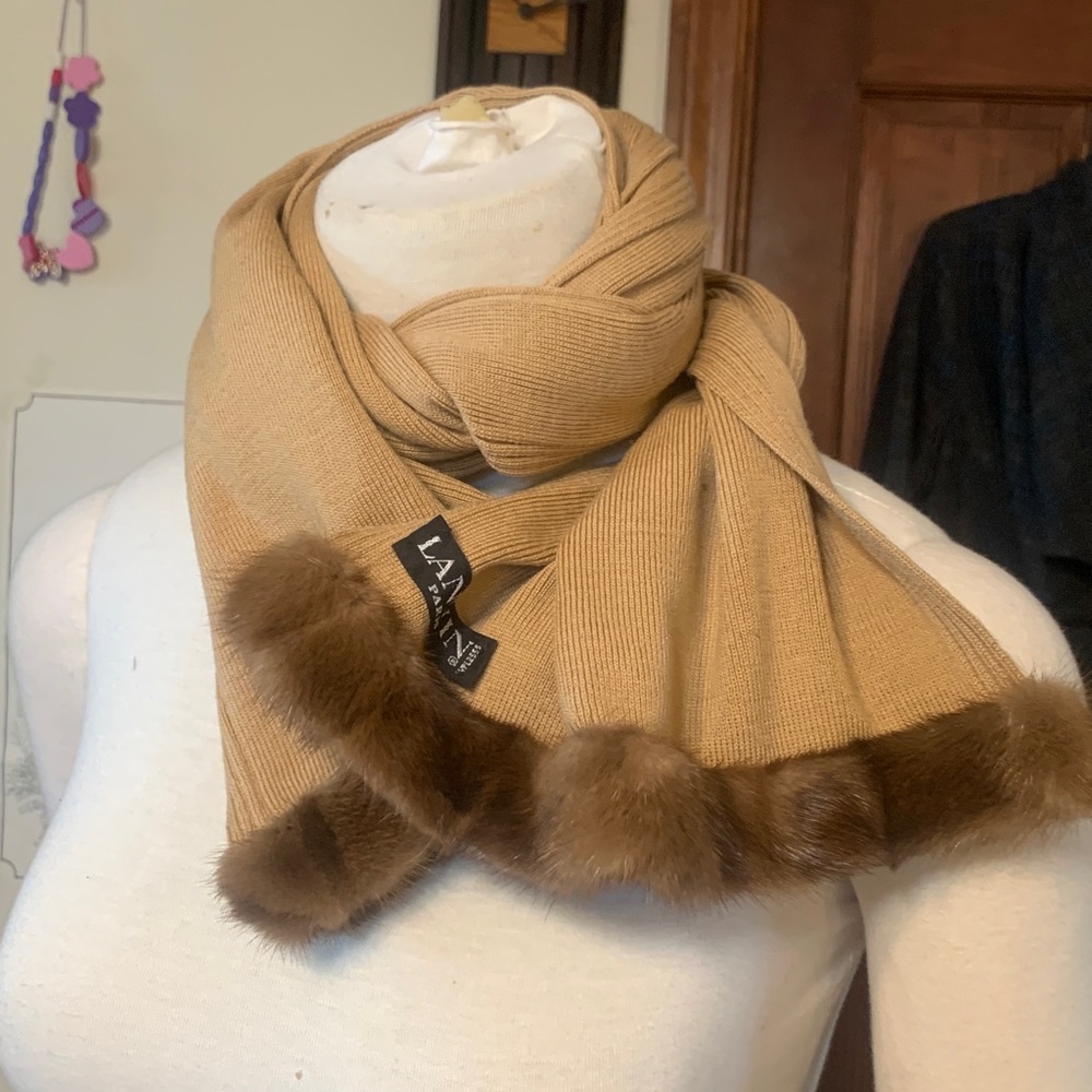 LANVIN PARIS LUXURY CHIC VINTAGE CAMEL KNIT SCARF WITH MINK TRIM - Picture 7 of 12